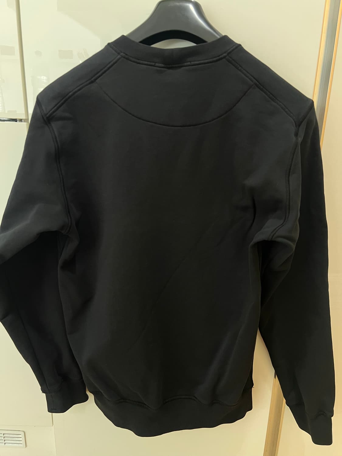 스톤아일랜드 맨투맨 블랙 M (새상품급) 상품이미지2