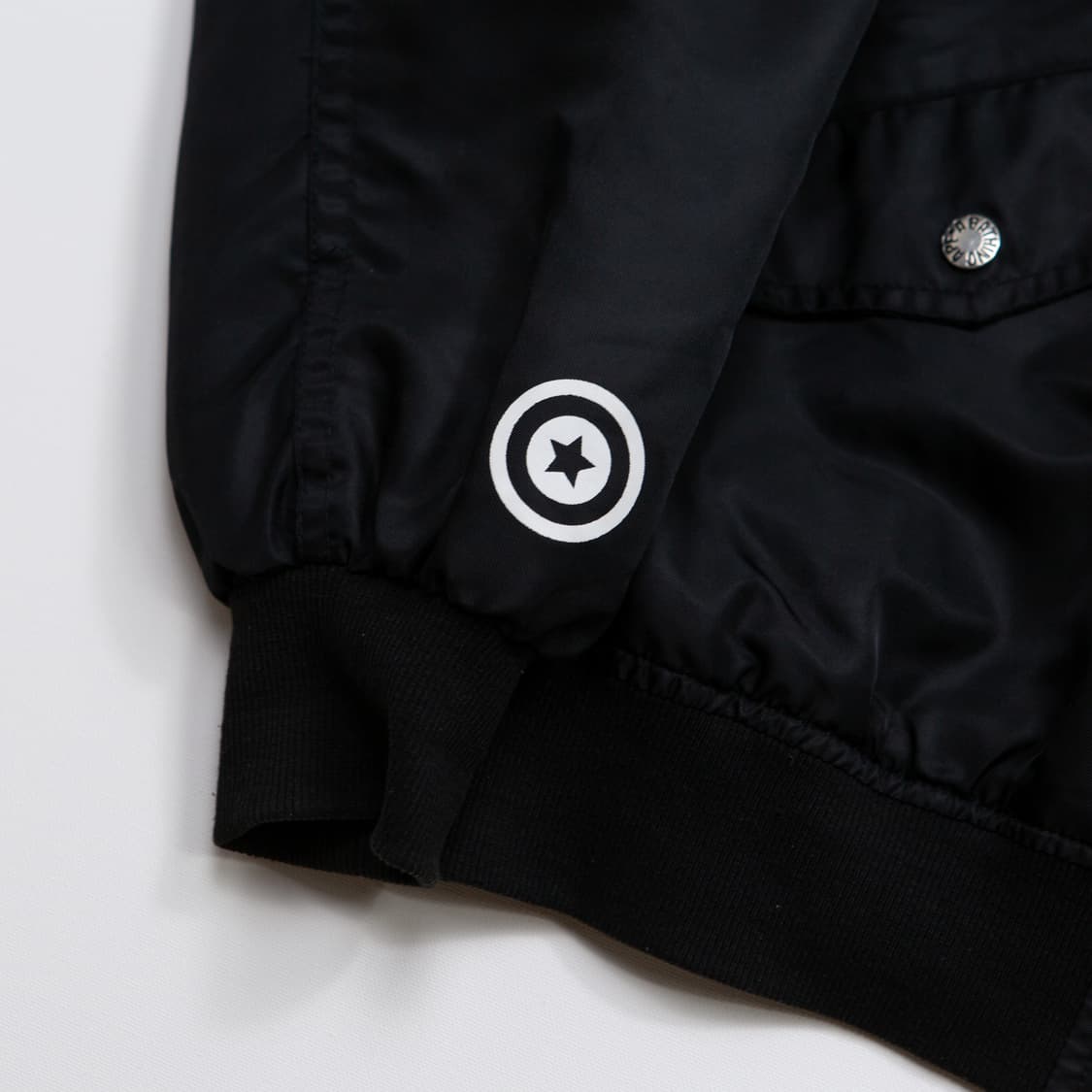 베이프 샤크 MA-1 봄버 자켓 상품이미지3