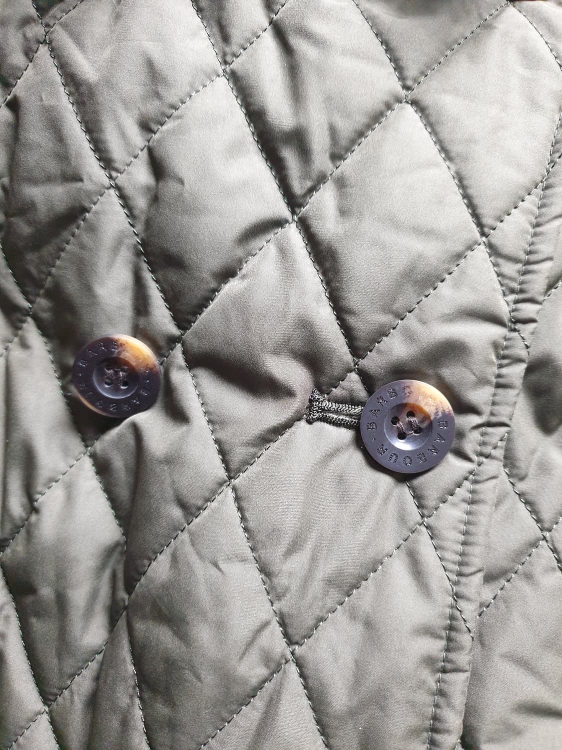 [uk12/66] 바버 벨트 롱퀼팅 카키 상품이미지4