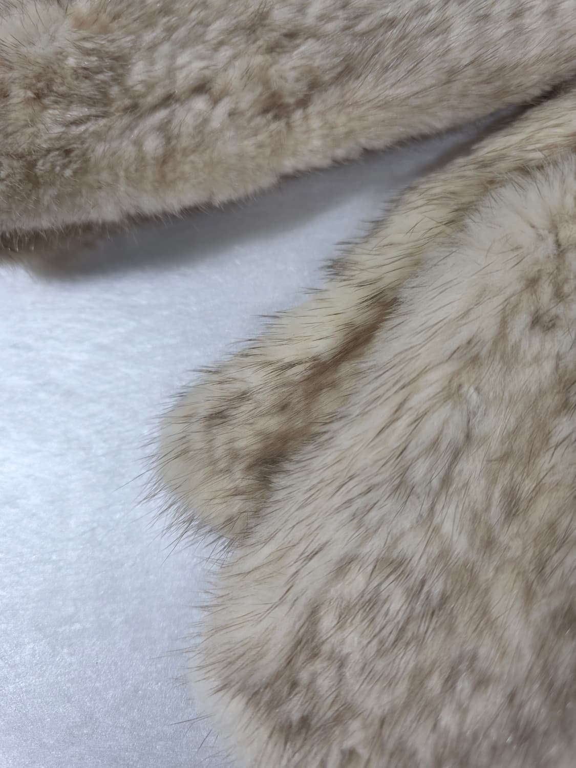 니팅밍크 털 목도리 베이지색 상품이미지4