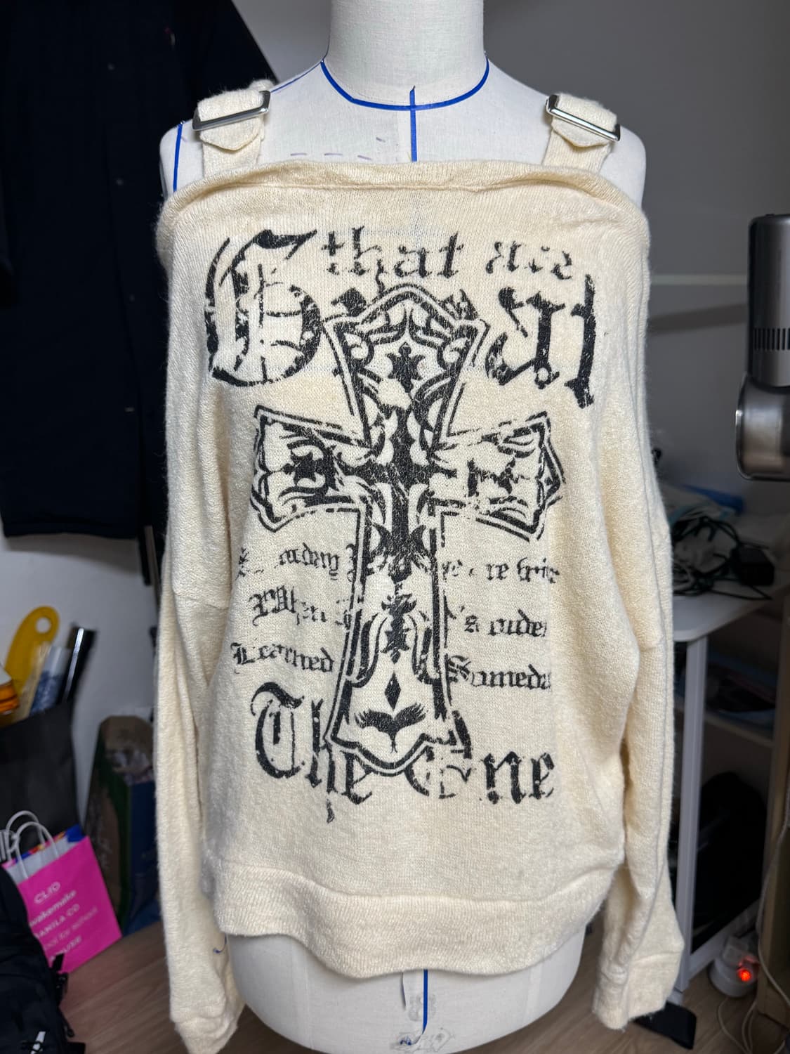 빈티지 오프숄더 니트  상품이미지1