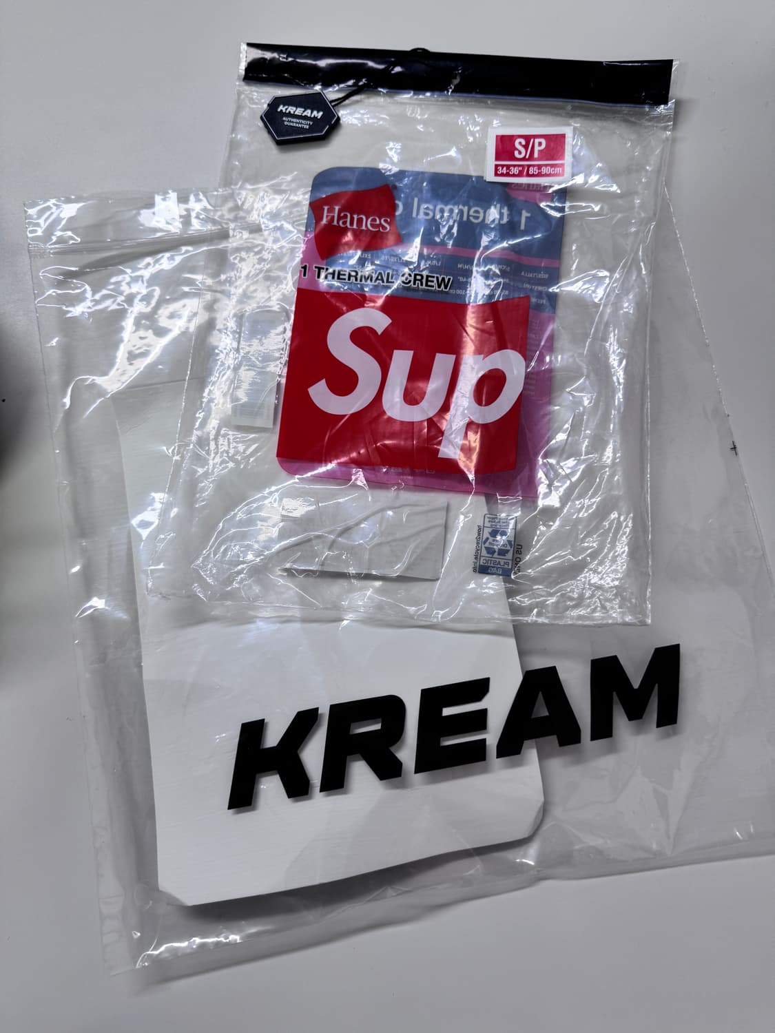 슈프림 헤인즈 본즈 써멀 크루 플로럴 25FW 상품이미지4