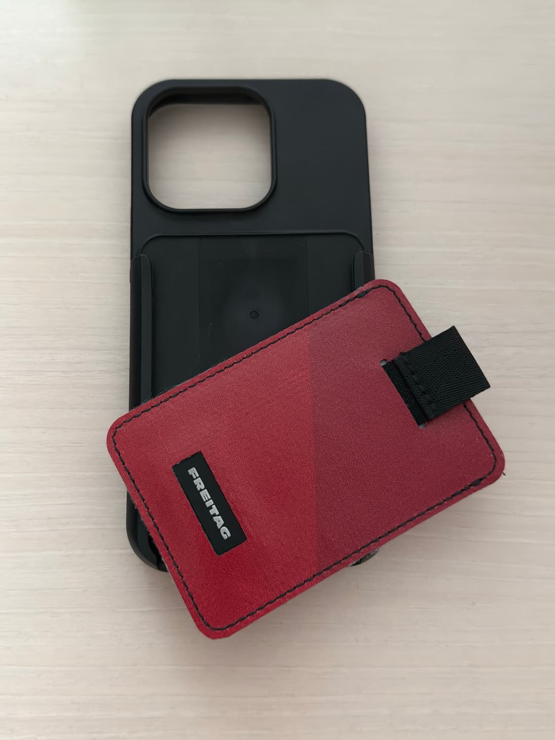 아이폰 16프로 프라이탁 케이스 (저스틴) 상품이미지3