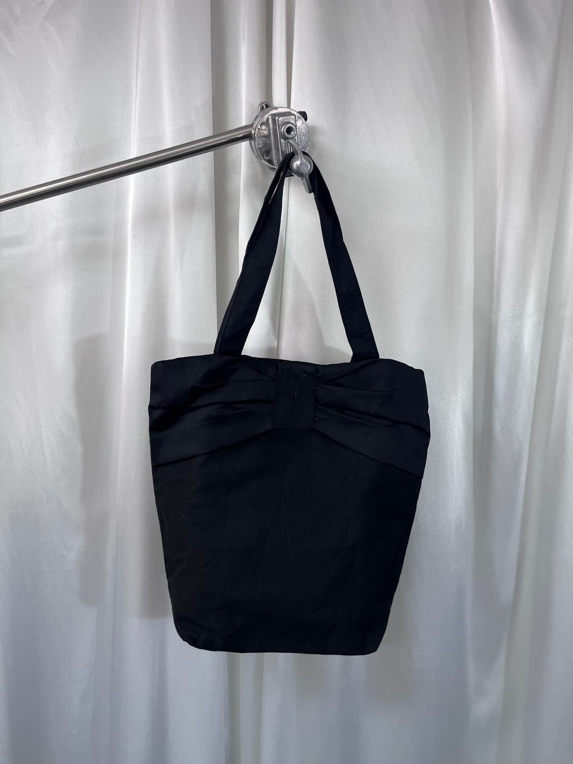 YVES SAINT LAURENT 상품이미지1