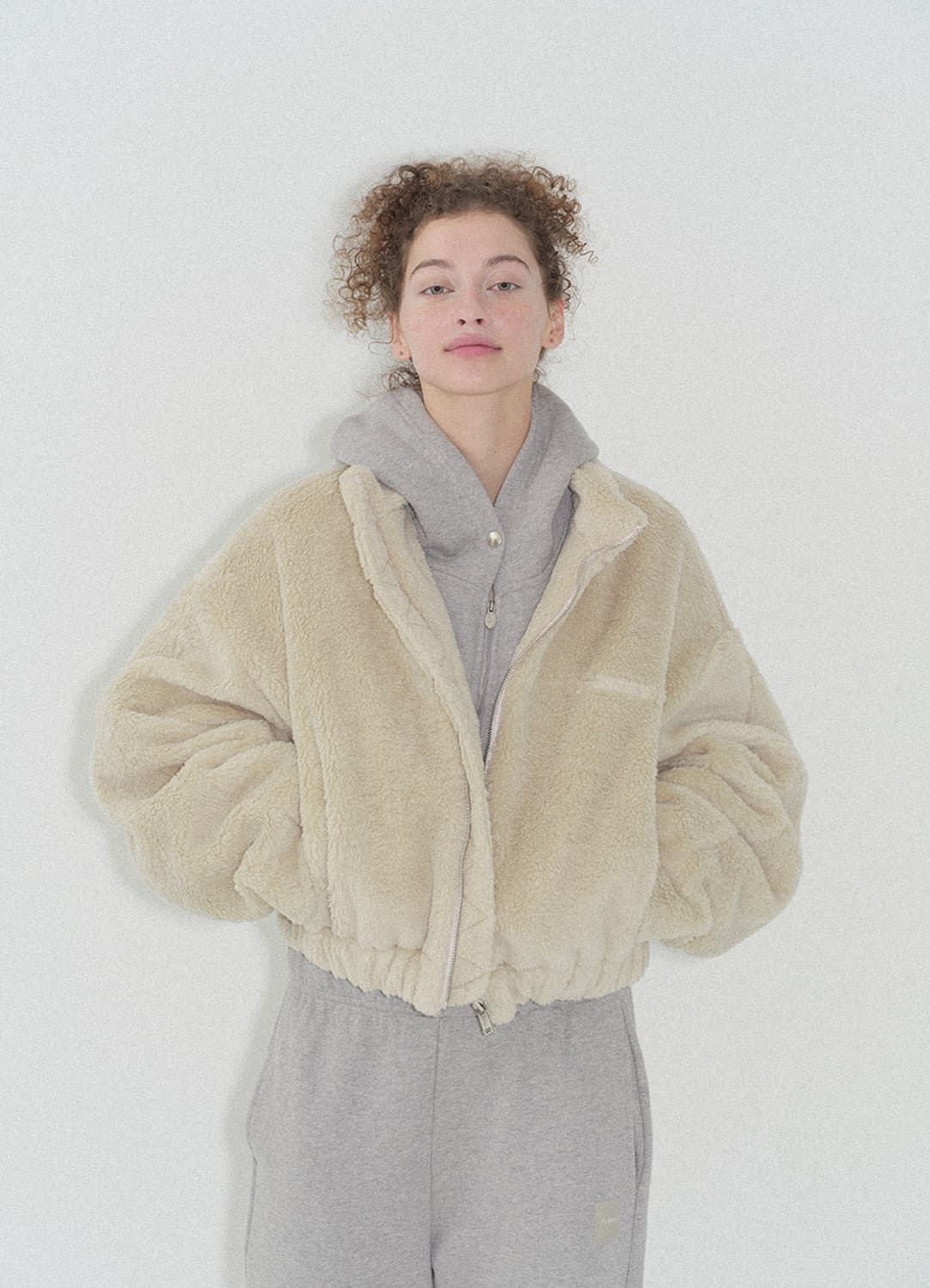 더바넷 시어링 자켓 Cropped Eco-Shearling Jacket 상품이미지10