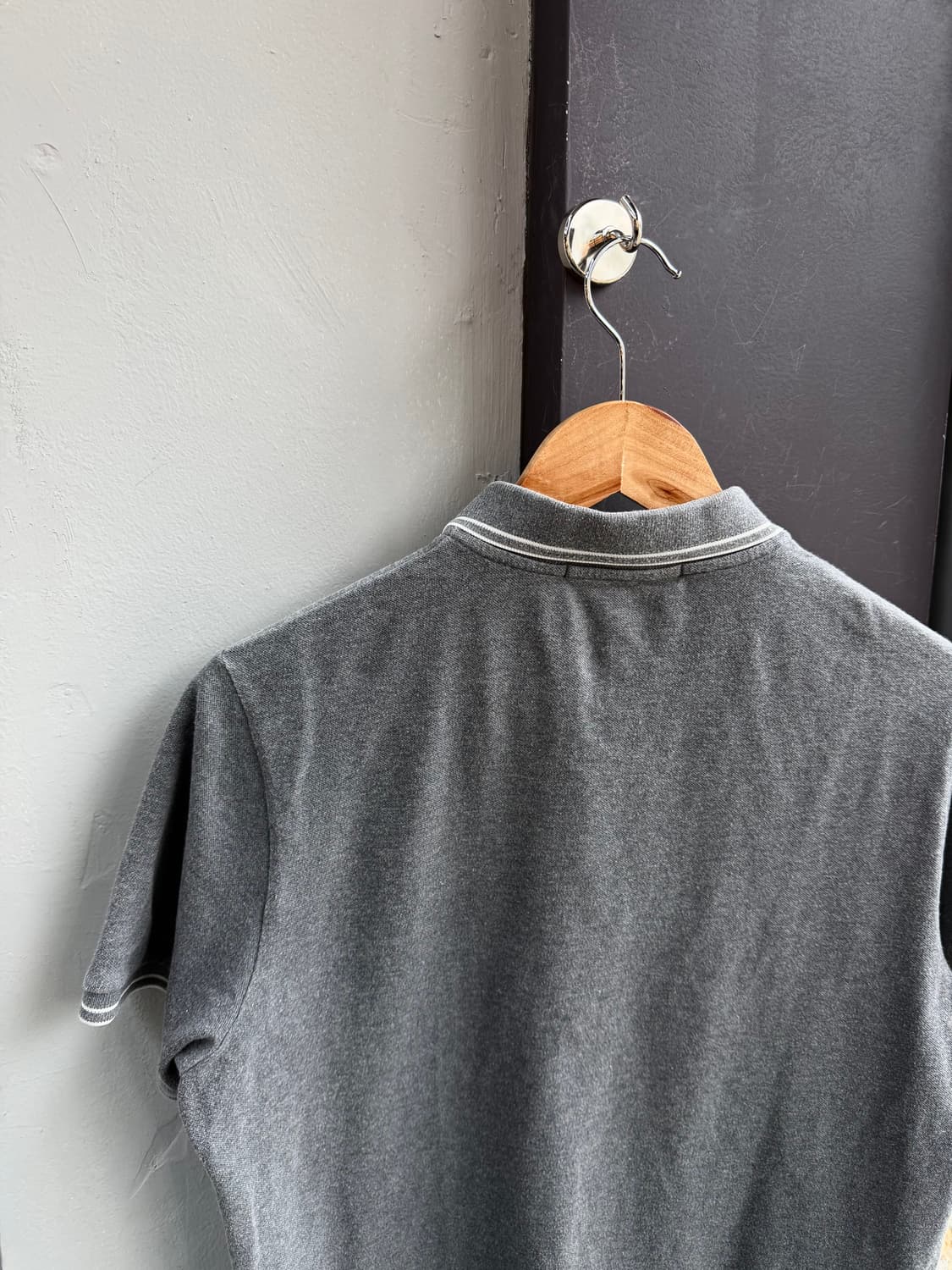 M/ 스톤아일랜드 자수패치 슬림핏 반팔 상품이미지6