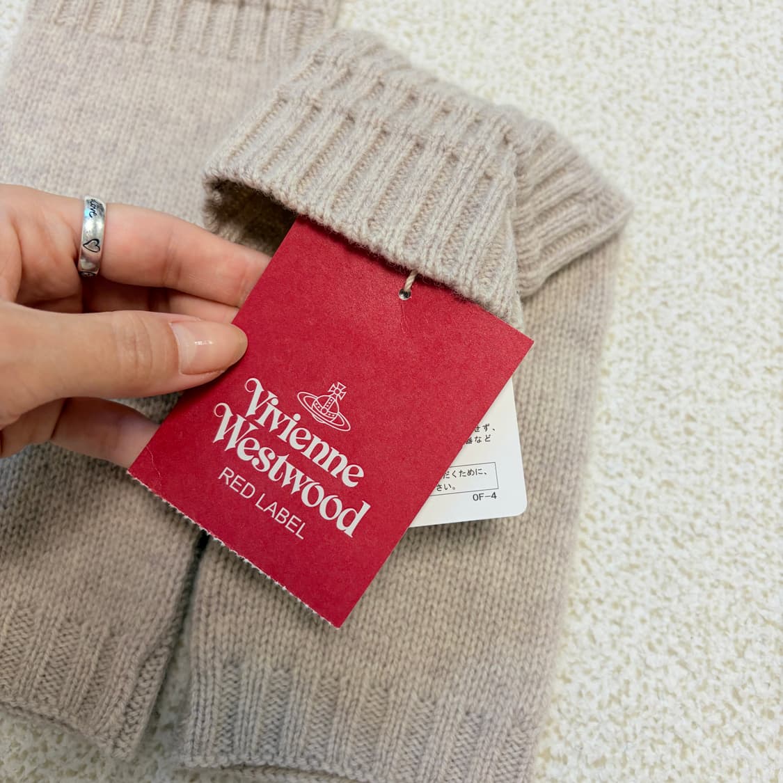 비비안웨스트우드 케이블 니트 핸드 암워머 상품이미지6