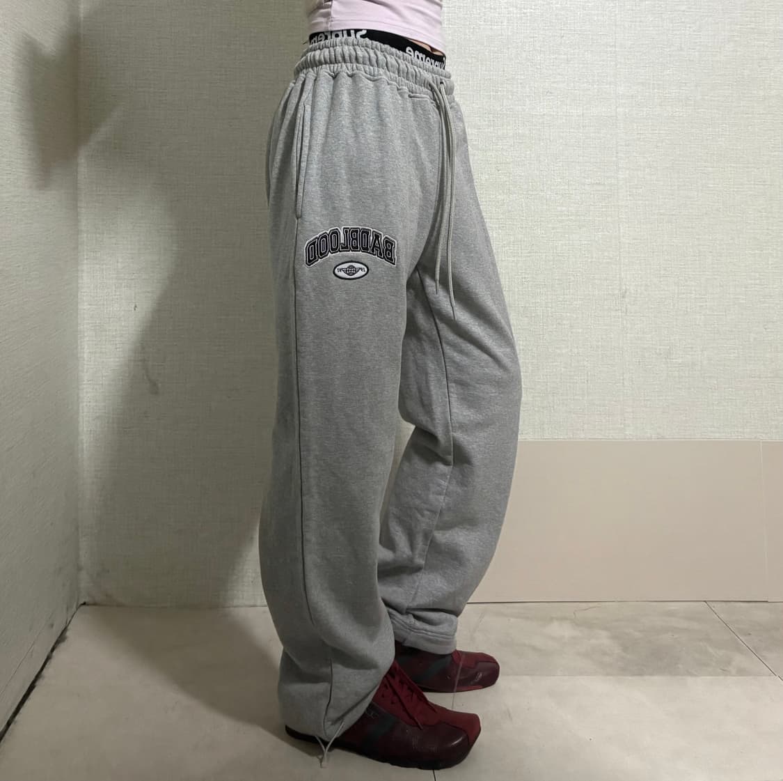 베드블러드 그레이 스웻 트레이닝팬츠 상품이미지2