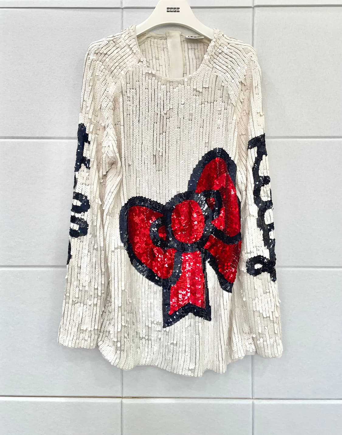 ASOS아소스 x 산리오 헬로키티 풀 시퀸 탑 상품이미지1