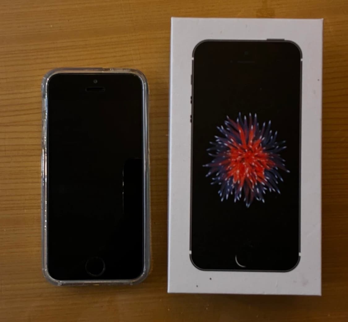 아이폰 SE 1세대 스페이스 그레이 상품이미지2