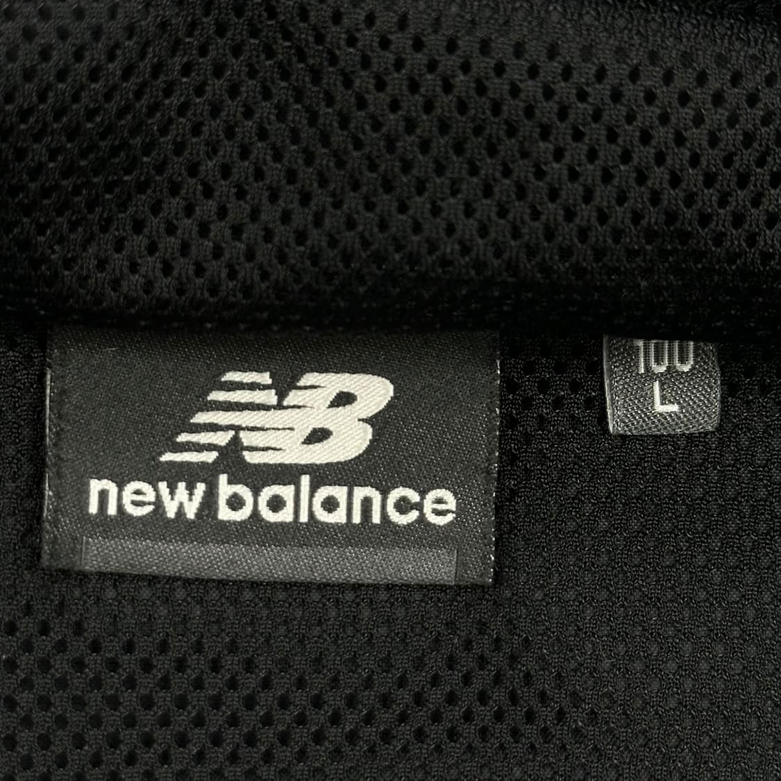 뉴발란스 풀오버 블랙 바람막이 자켓 (L) 상품이미지6