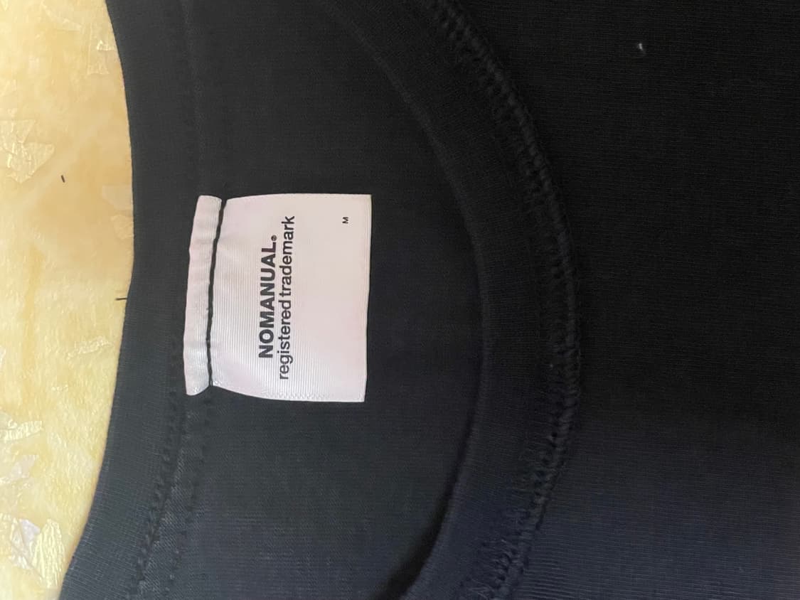 노매뉴얼 프린팅 리버스 디테일 롱슬리브 상품이미지2