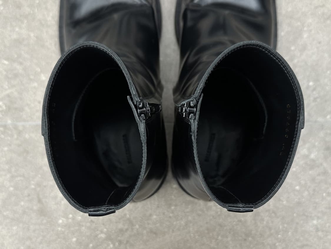 BALENCIAGA (42) 상품이미지6