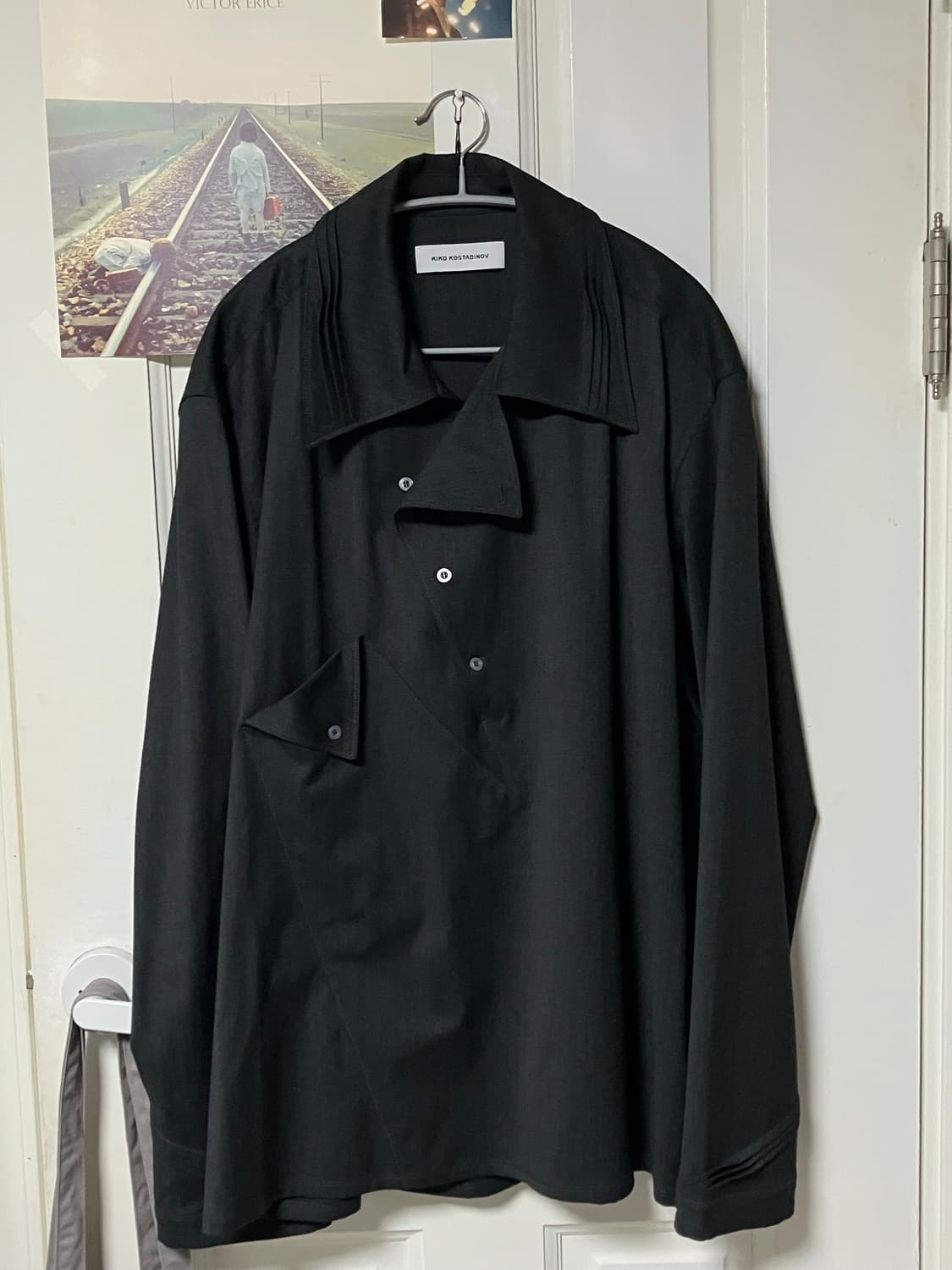 [48]키코코스타디노브 자로카 셔츠 챠콜 상품이미지1