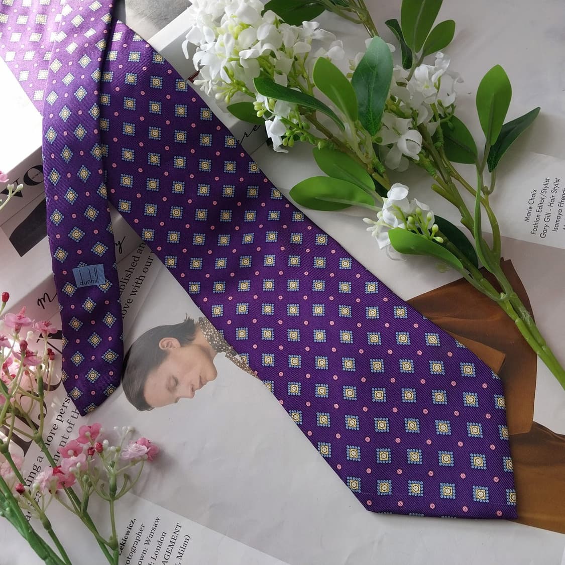 던힐 실크 퍼플 패턴 넥타이 9.1cm A+등급 K1879
 상품이미지4