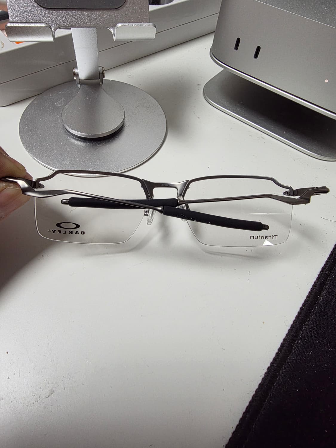 오클리 테일백2.0 상품이미지2