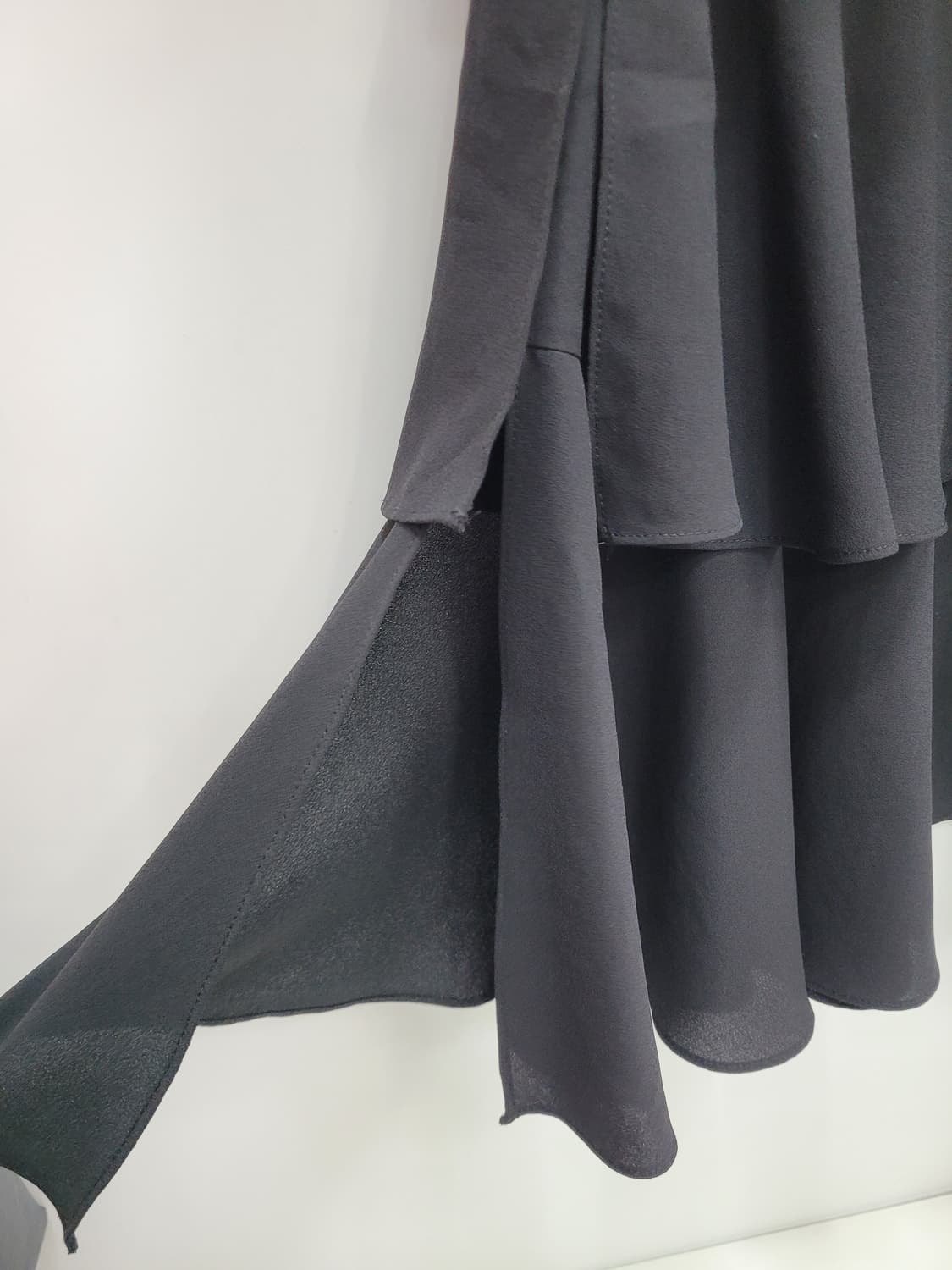 BIRD 한섬 버드 프릴 스커트 캉캉 스커트 / 여 64-94 블랙 
 상품이미지6