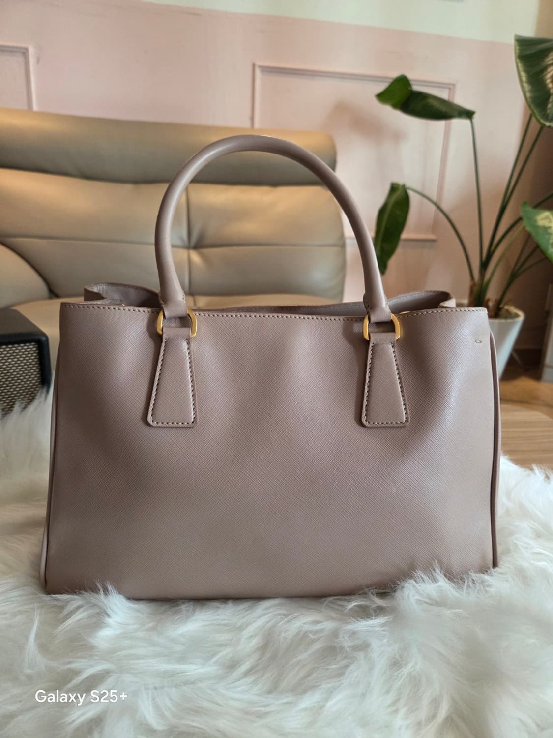 프라다 BN1874 인디핑크 사피아노 럭스 토트백, 스트랩 상품이미지4