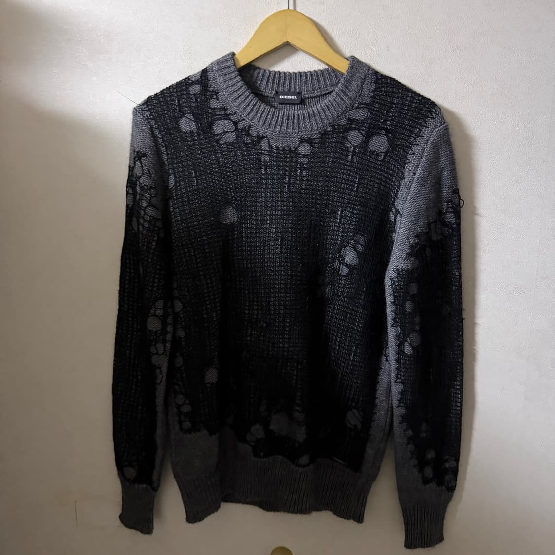 디젤 남녀공용 디테일 두툼 니트 M (남성 95, 여성 77정도) 상품이미지4