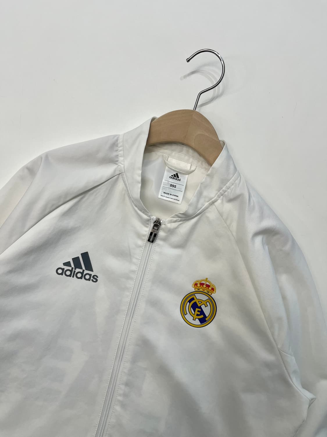 Adidas 아디다스 오리지널 레알마드리드 화이트컬러 바람막이 자켓 상품이미지5