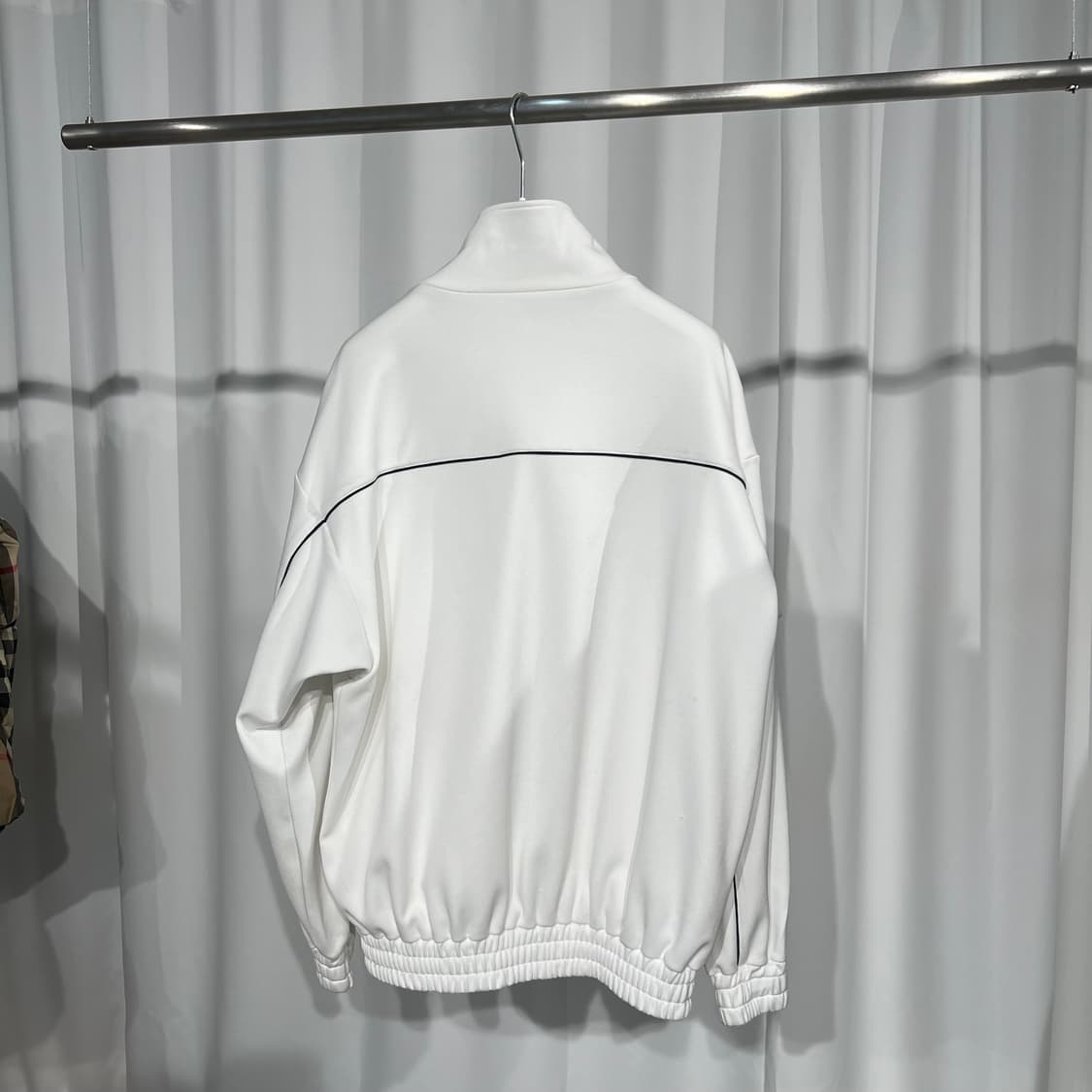 셀린느 집업 화이트 상품이미지2