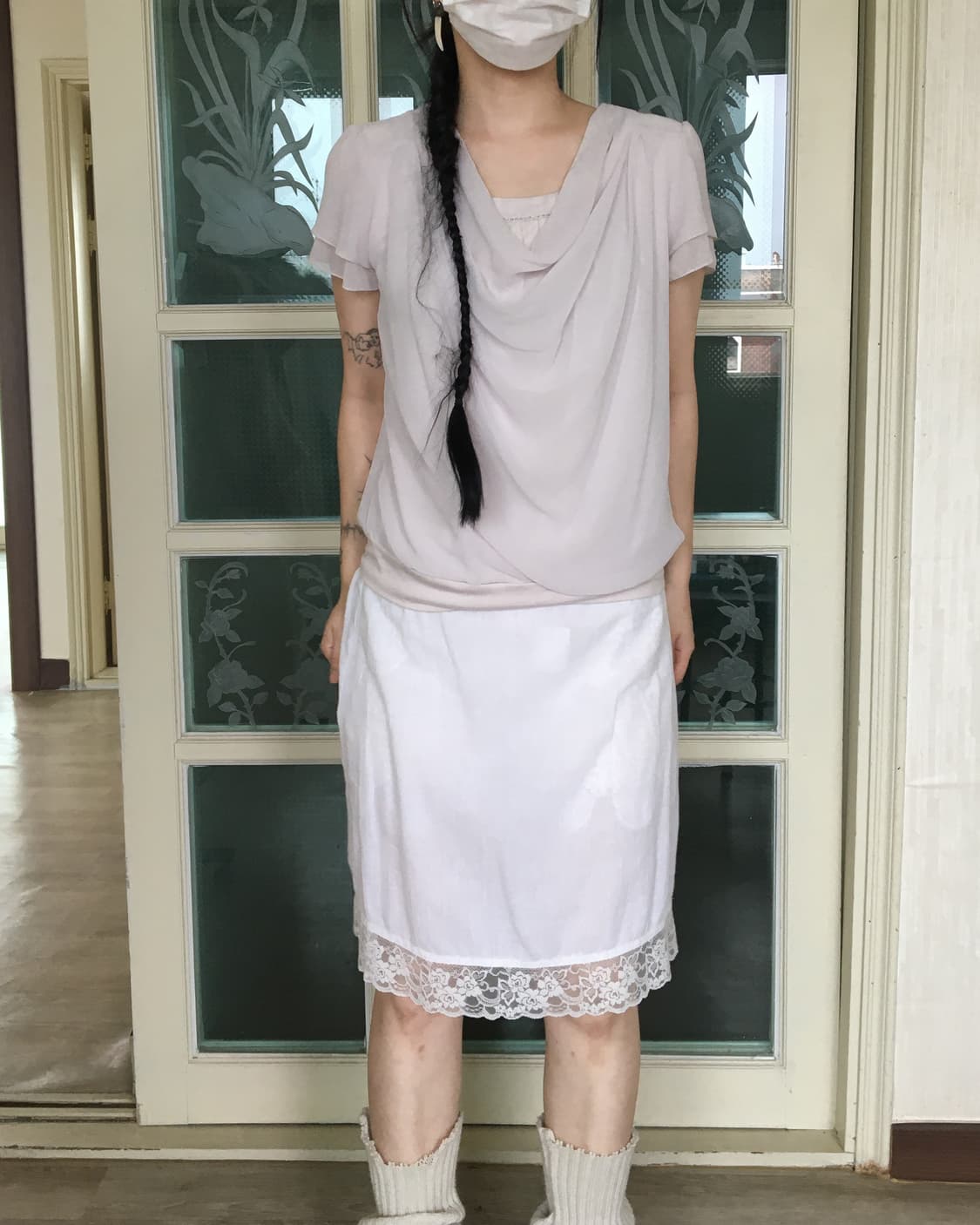 Drape point blouse 상품이미지1