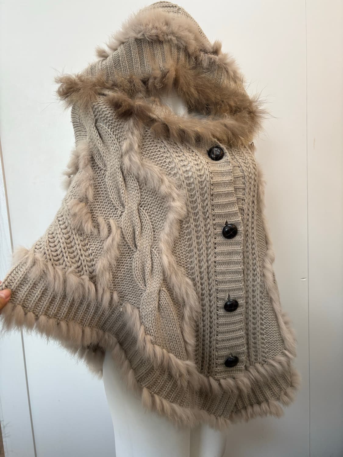 레빗 퍼 케이프 상품이미지2