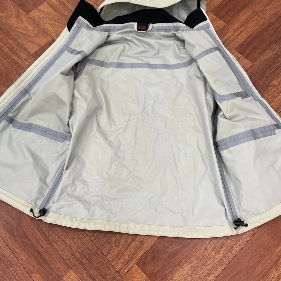 피엘라벤 하이드라틱 방수 자켓 상품이미지5