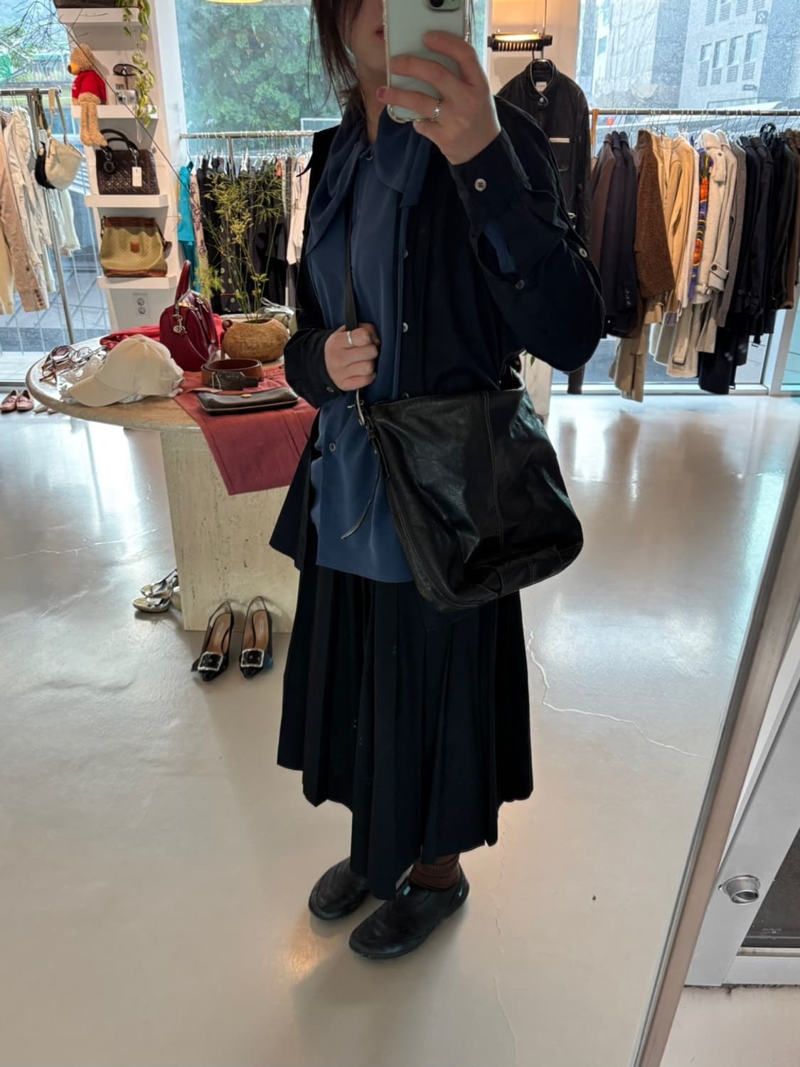 Old Coach Leather Bag 상품이미지1