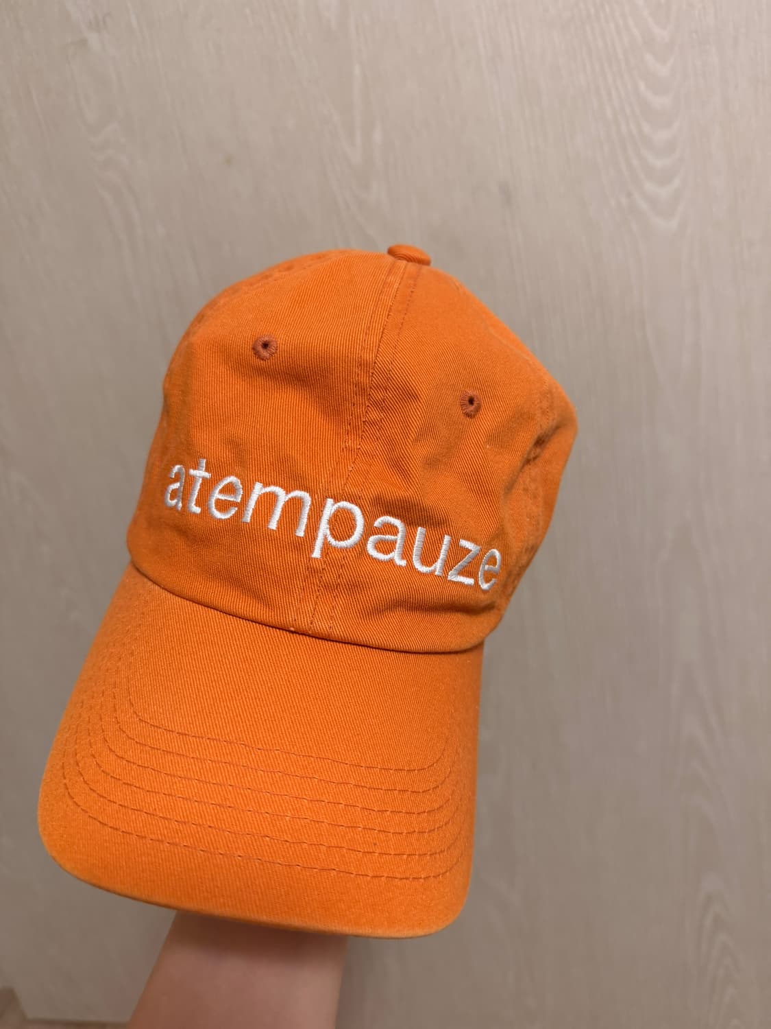 아템파우제 볼캡 오렌지 상품이미지1