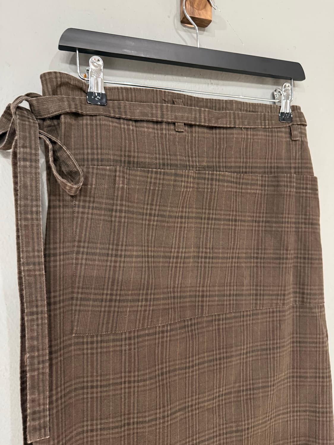 check pattern back pocket wrap skirt 상품이미지9