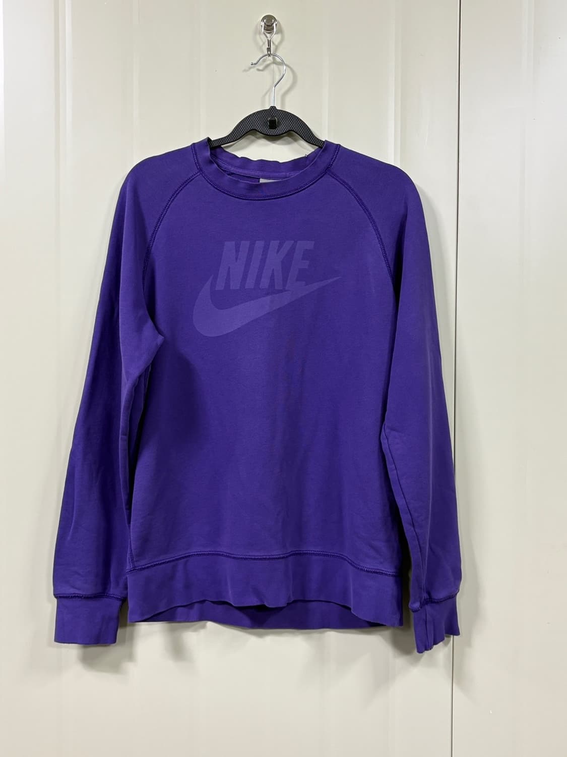 나이키 퍼플 스웻셔츠 상품이미지1