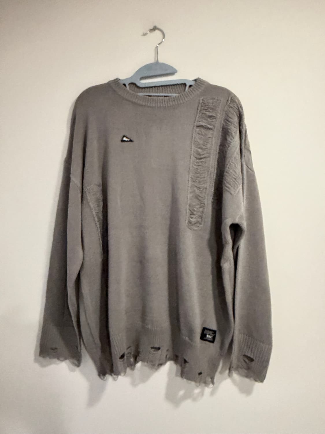 NAVY 디스트로이드 니트  상품이미지1