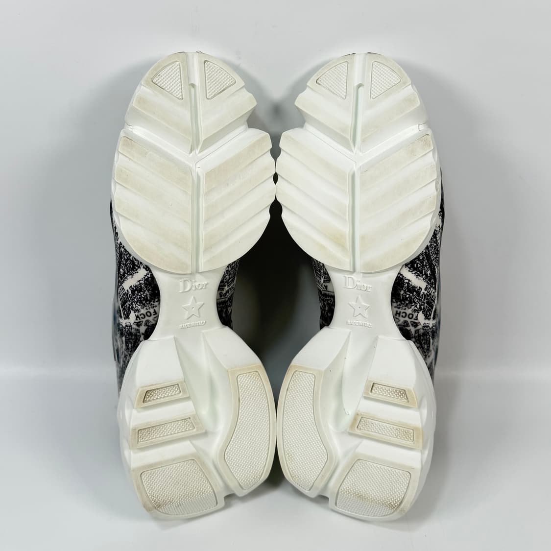 디올 D 커넥트 테크니컬 패브릭 파리 스니커즈 (245) 상품이미지6