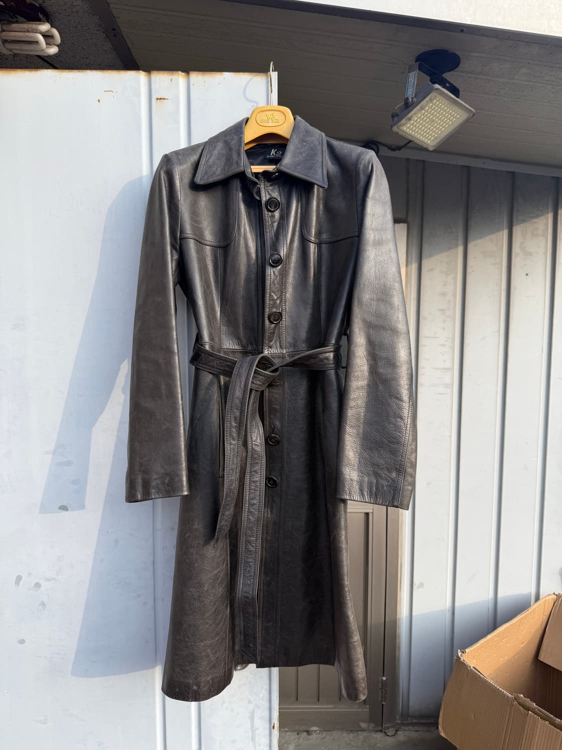 소가죽 벨티드 레더 코트 상품이미지1