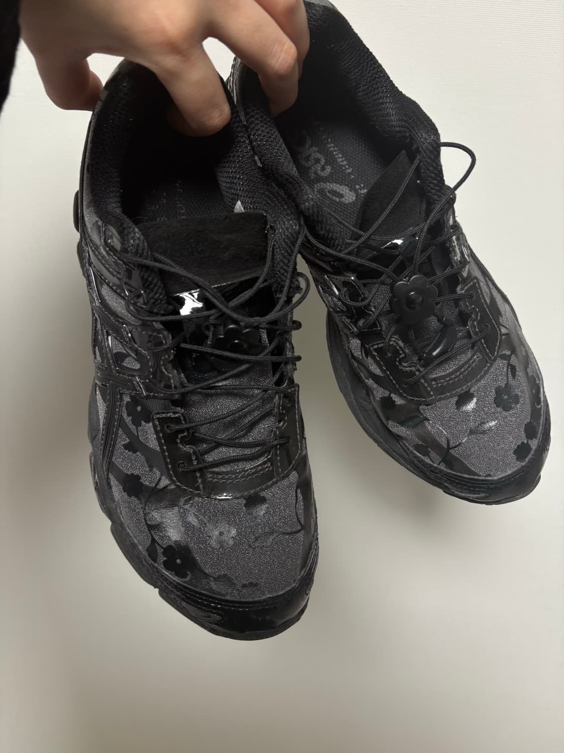 아식스 세실리아반센 젤큐물러스 16 블랙 240사이즈 상품이미지2