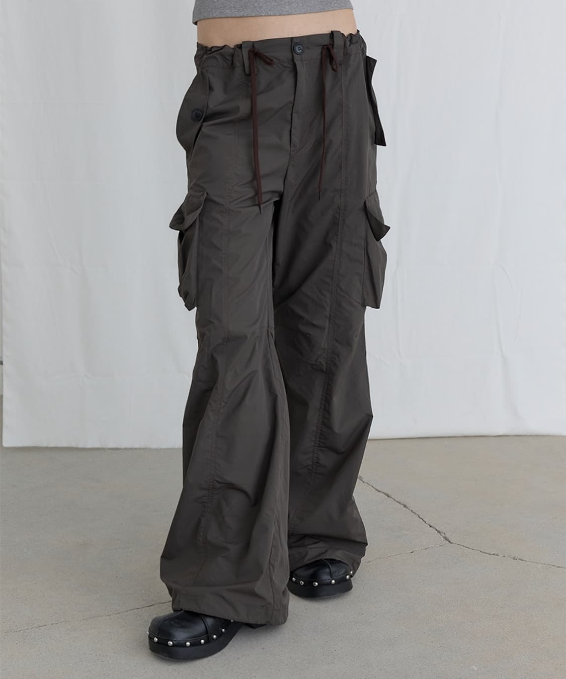 ORDES COMFY PARACHUTE CARGO PANTS 상품이미지1
