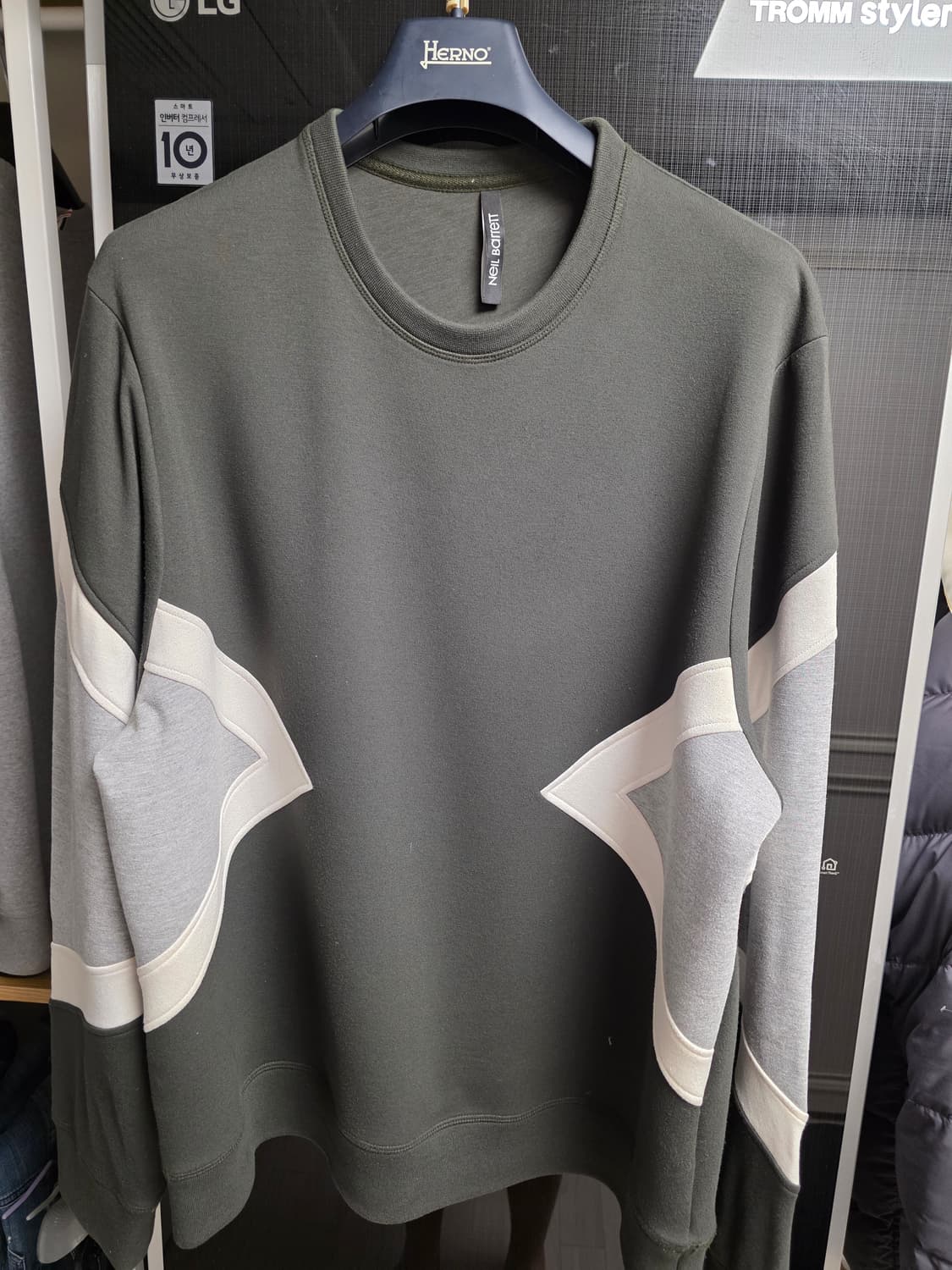 닐바렛 맨투맨 L 봄버핏 상품이미지1