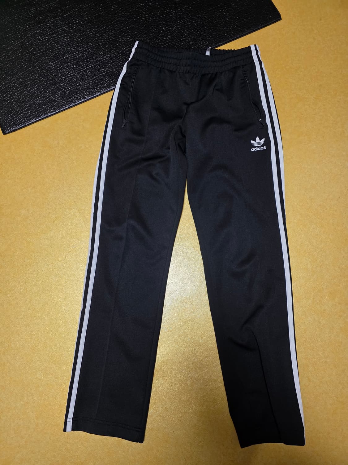 아디다스 파이어버드 트랙팬츠 M 판매 상품이미지1