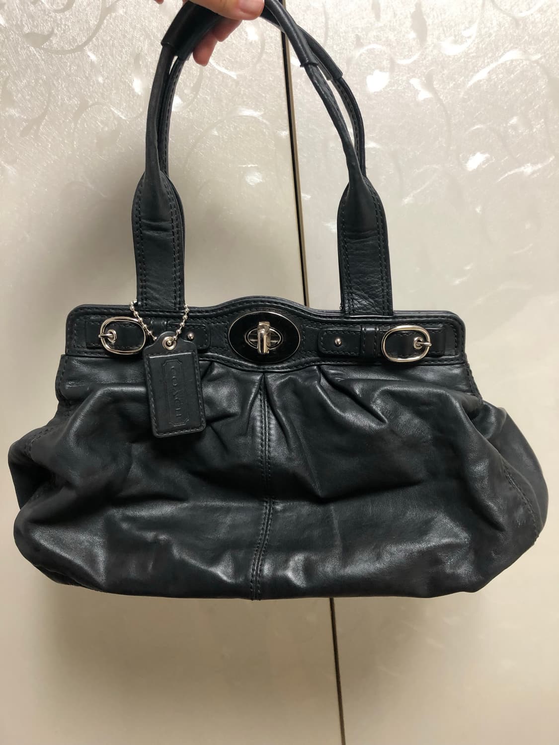 코치 빈티지 숄더백 상품이미지1