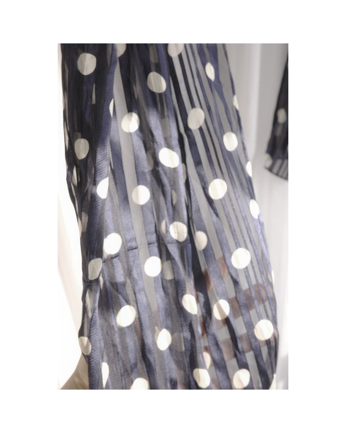 Dot stripe silk scarf 상품이미지3