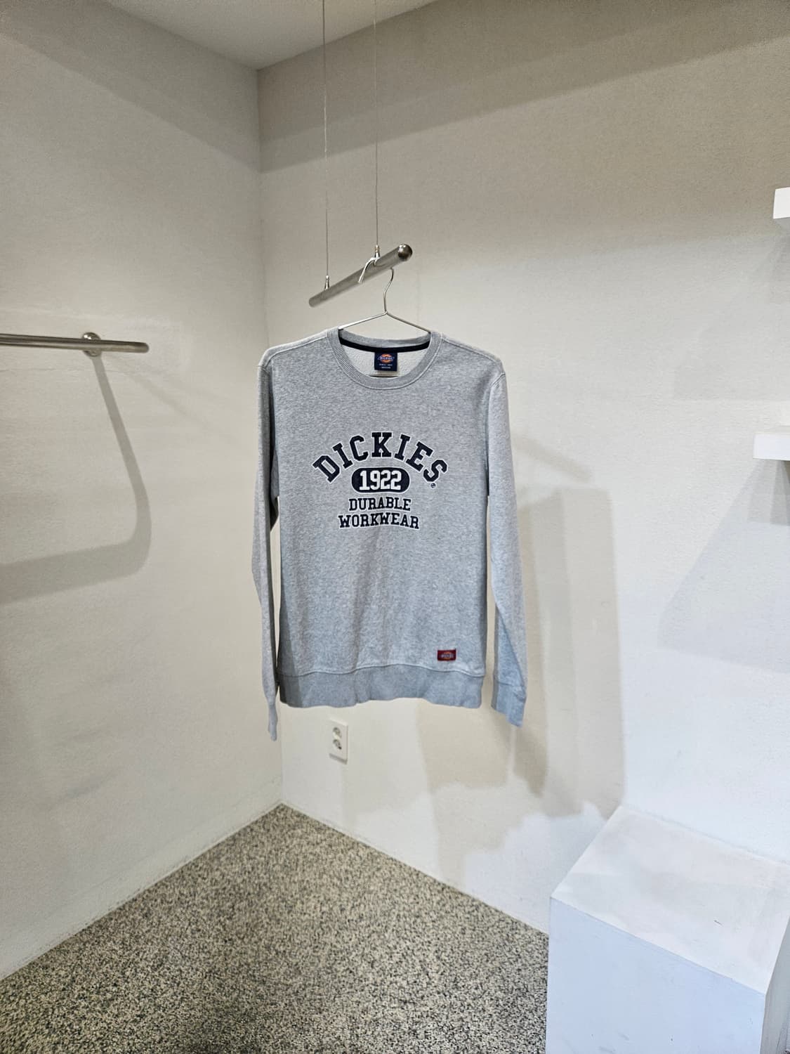 디키즈 1922 로고 맨투맨 상품이미지1