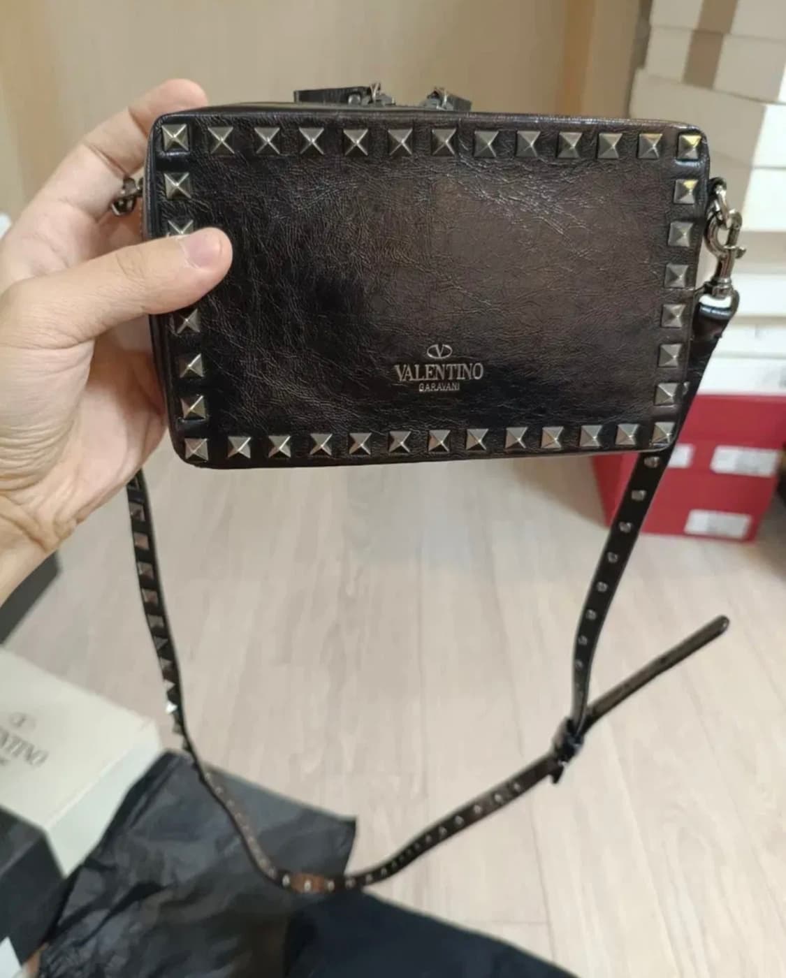 발렌티노가르바니스터드크로스백 상품이미지9