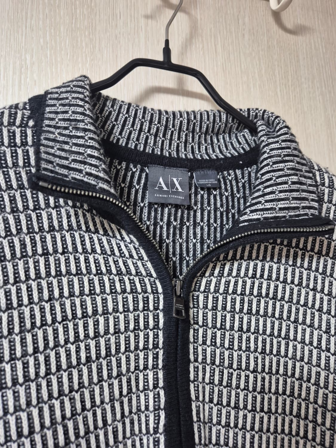 아르마니 익스체인지 하프넥 울 니트 반집업 패턴니트 라지 상품이미지2