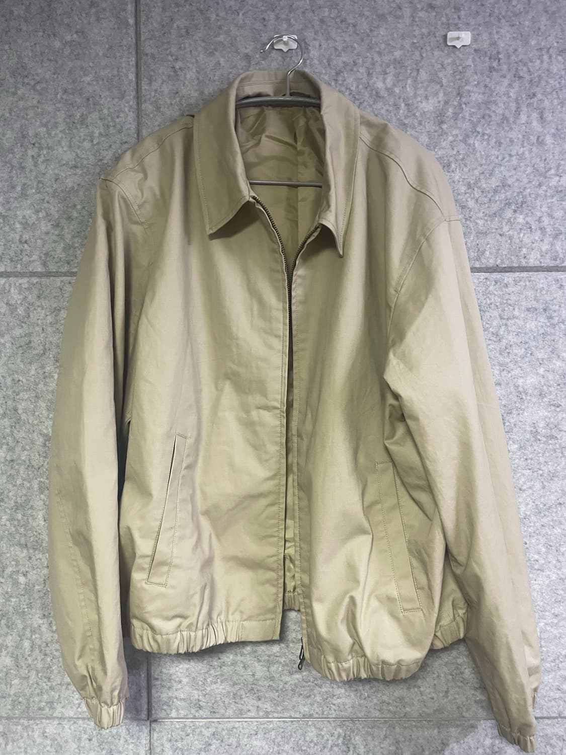 무신사 스탠다드 베이지 블루종 상품이미지1