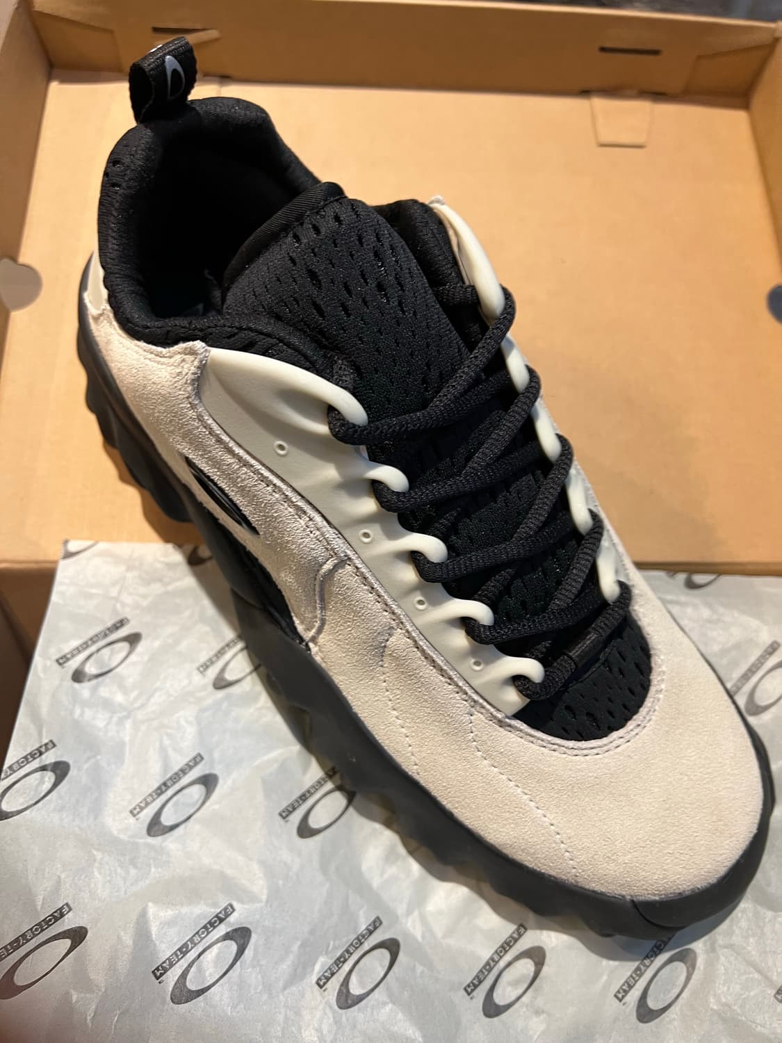 오클리 팩토리팀 찹 쏘우 275 상품이미지2