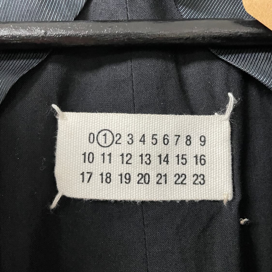 마르지엘라 블랙 코트 36(W) 상품이미지4