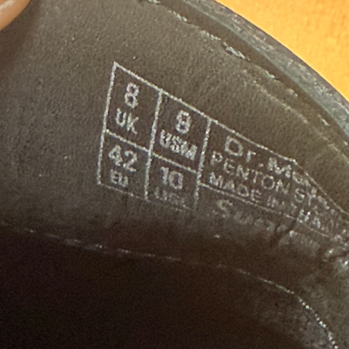 슈프림 닥터마틴 스터드 로퍼 블랙 270 상품이미지3