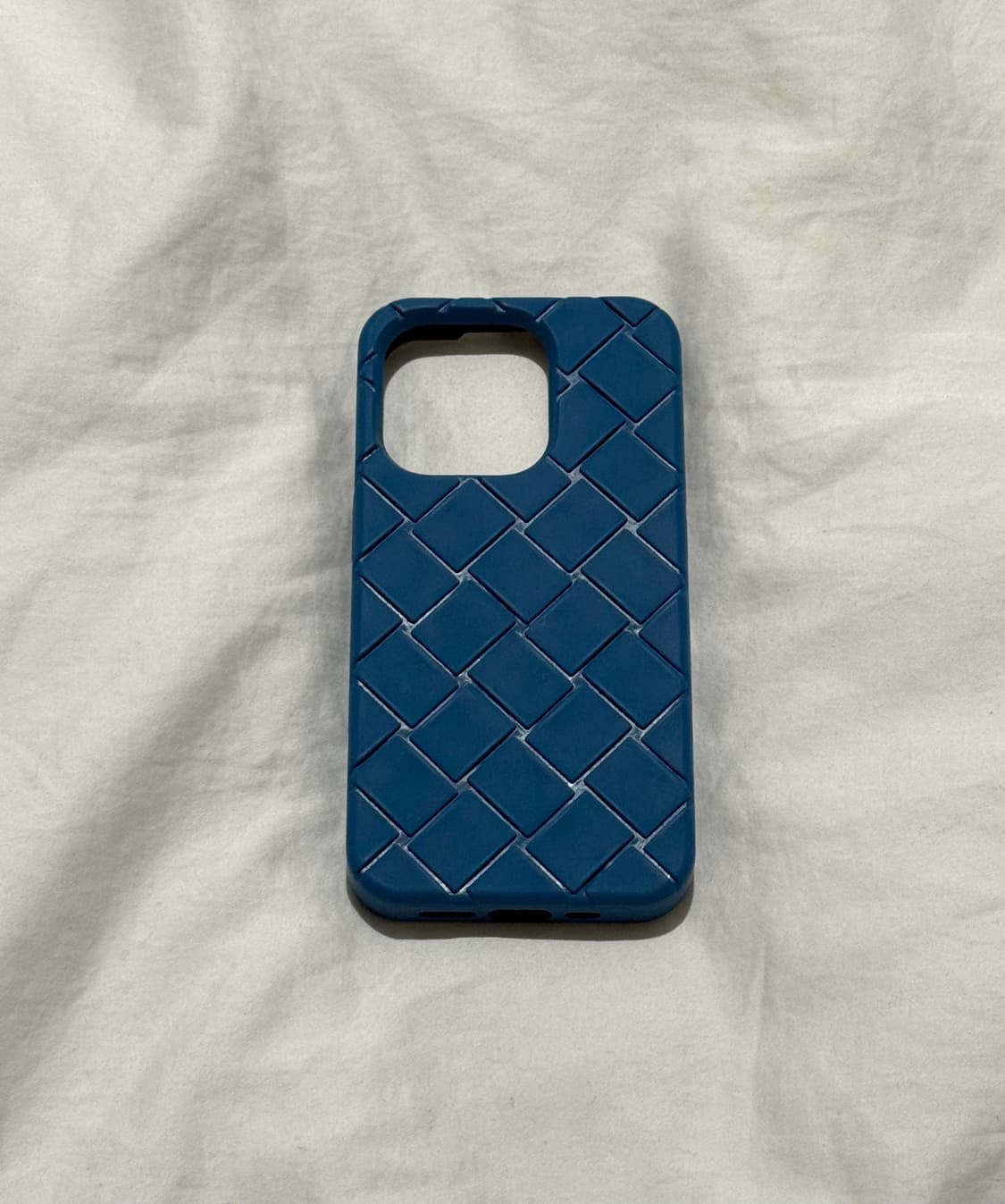 보테가 베네타 아이폰 14 프로 케이스 크루즈  상품이미지1