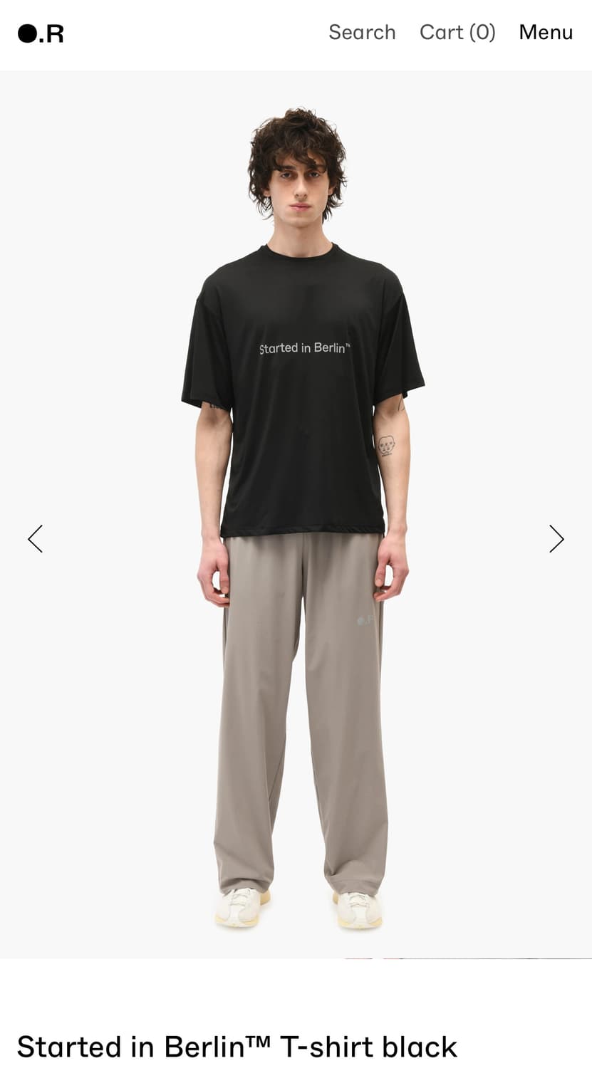 옵티미스틱 Started in Berlin™ T-shirt black 상품이미지2